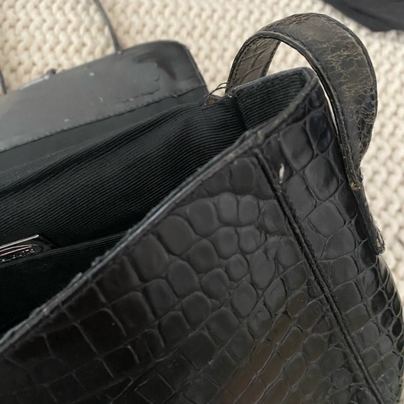 Black Snakeskin Leather Crossbody purse - Picture 8 of 10